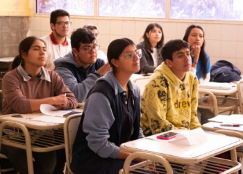 Educación estableció la necesidad de racionalizar los gastos escolares