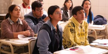 Educación estableció la necesidad de racionalizar los gastos escolares
