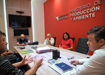 Solidaridad con los trabajadores de Agricultura Familiar despedidos por el gobierno Nacional