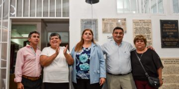 La escuela Provincial de Comercio N°2 celebró 50 años