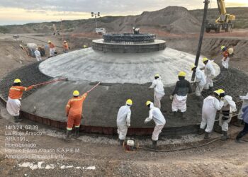Ingeniería riojana en acción: Parque Eólico Arauco continúan las obras de hormigonado en PEA III etapa II