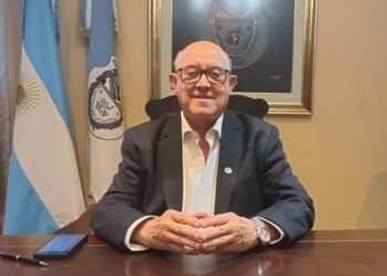 El Rector Daniel Quiroga acompaña el reclamo de docentes y nodocentes