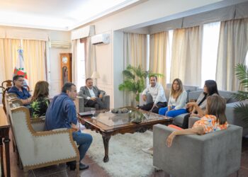 El gobernador Ricardo Quintela recibió al diputado nacional Itaí Hagman para avanzar sobre el proyecto de la renta básica universal