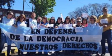 UNIDOS O VENCIDOS