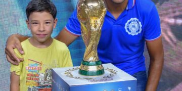 La Rioja recibe a la Copa del Mundo obtenida por la selección argentina de fútbol