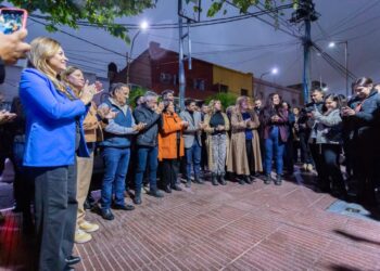 Quintela participó en el 38° aniversario de Radio Municipal