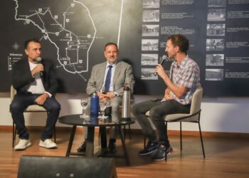 El gobernador Ricardo Quintela reafirmó su posición contra las políticas libertarias y el avasallamiento de los derechos de los ciudadanos del interior profundo