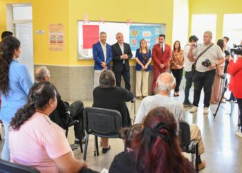 Salud dio inicio a la campaña de vacunación contra la gripe