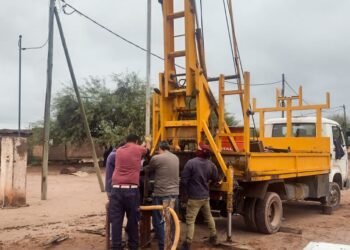 El gobierno provincial realiza un fuerte operativo de agua en los sectores rurales de Capital
