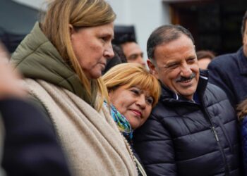 El gobernador Ricardo Quintela participó de las Fiestas Patronales de Santa Rita de Catuna