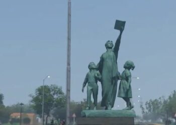 El gobierno provincial trabaja en el emplazamiento del monumento a Rosario Vera Peñaloza en el Parque de La Familia