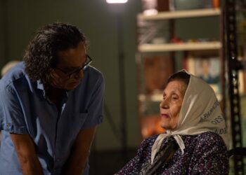 El periodista y conductor Pano Navazo destacó el apoyo y la contención para poder realizar la serie documental “Contra el Olvido: Historias de Resistencia”