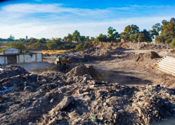 GRAN OPERATIVO DE LIMPIEZA Y REMEDIACIÓN AMBIENTAL EN LA EX REPRESA ALMIRANTE BROWN