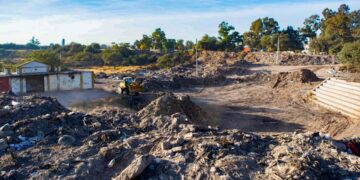 GRAN OPERATIVO DE LIMPIEZA Y REMEDIACIÓN AMBIENTAL EN LA EX REPRESA ALMIRANTE BROWN