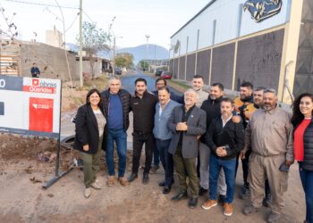 Con fondos propios, la provincia y el municipio asfaltan el barrio 26 de Mayo de Capital