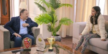 El Gobernador recibió a la tenista Camila Aguirre