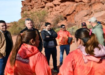 La cooperativa turística de Los Colorados firmó la renovación del convenio de asistencia con el Ministerio de Turismo y Culturas