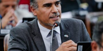 Pedro Goyochea: «Cuando hablamos de reforma constitucional lo que se está definiendo es el perfil del Estado»