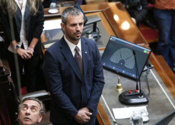 Martín Menem aumentó un 80 por ciento los sueldos de los diputados