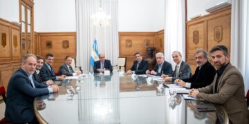 El gobernador Ricardo Quintela firmó un convenio con la Nación para reactivar la obra pública en La Rioja de