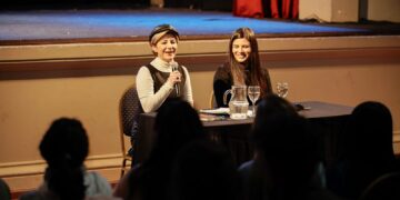 Carolina Papaleo habló sobre la “Aporofobia” en la Feria del Libro 2024