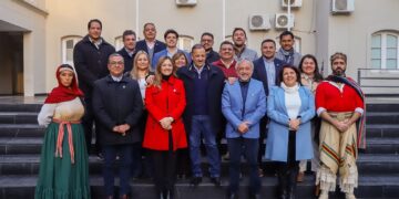 El Gobernador Ricardo Quintela se reunió con las y los intendentes
