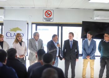 El gobernador Quintela anunció que la fábrica ENOD ampliará su capacidad y sumará 137 puestos de trabajo