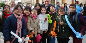 MES DE LAS INFANCIAS: PASEO GRATIS PARA NIÑOS Y NIÑAS POR LA RIOJA.