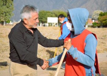 CONCIENCIA AMBIENTAL: MUNICIPIO CAPITAL ERRADICÓ ENORME BASURAL EN ZONA OESTE