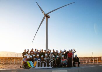 Jóvenes políticos visitaron el Parque Arauco en el marco de una gira educativa por La Rioja
