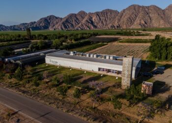 Agrogenética fue protagonista de la primera exportación argentina de cannabis medicinal