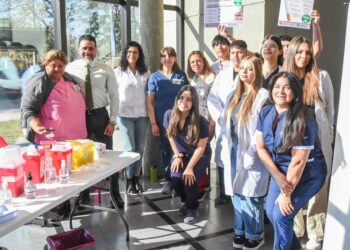 Se desarrolló una exitosa jornada de vacunación contra el Dengue para jóvenes