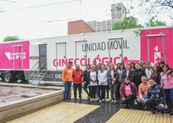 Salud y Municipalidad impulsan estudios gratuitos para la prevención del cáncer de mama