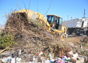 *EL MUNICIPIO CAPITAL ERRADICÓ POR SEPTIMA VEZ UN BASURAL Y SOLICITÓ EL COMPROMISO DE LOS VECINOS