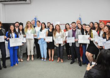Entregaron Certificados a 50 Profesionales que Culminaron sus Residencias