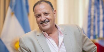 Quintela anunció bono de fin de año para las y los trabajadores públicos provinciales incluidos los vinculados