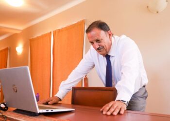 El gobernador Ricardo Quintela puso en funcionamiento la conexión a internet en el paraje Las Cortaderas, departamento General Ocampo