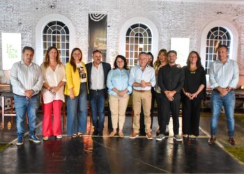 A UN AÑO DE GESTIÓN, EL INTENDENTE ARMANDO MOLINA PROPONE UN TINKUNACO GENERACIONAL