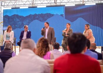 Quintela encabezó el encuentro multisectorial de actores del sector minero en La Rioja