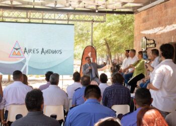 Quintela inauguró una nueva etapa del Paseo Los Sauces y se anunció la construcción de un Hotel