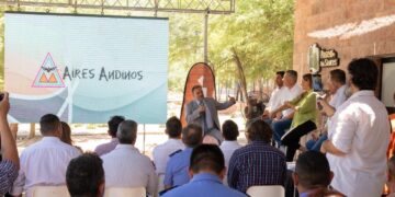 Quintela inauguró una nueva etapa del Paseo Los Sauces y se anunció la construcción de un Hotel