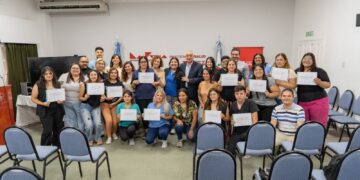 Comunicar en Salud : Los Líderes de Comunicación de centros primarios recibieron sus certificados