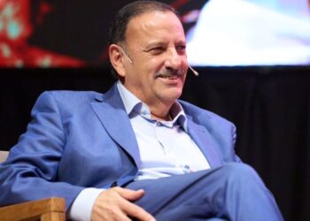 Quintela reafirmó su compromiso con el medio ambiente en un encuentro sobre minería