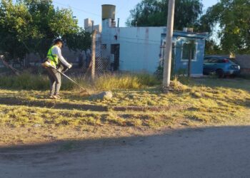 Importante operativo de bloqueo sanitario en barrios de la zona Oeste de Capital