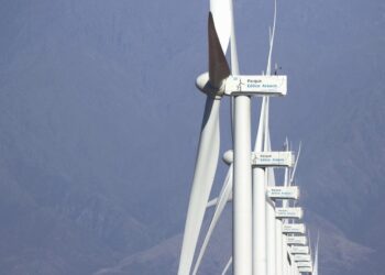 Parque Arauco asegura 20 años de crecimiento con el inicio del abastecimiento de energía al mercado mayorista concretado con CAMMESA