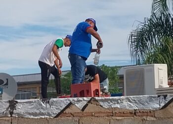 Continúa el intenso trabajo en la zona de la vivienda donde se identificó un caso positivo de dengue