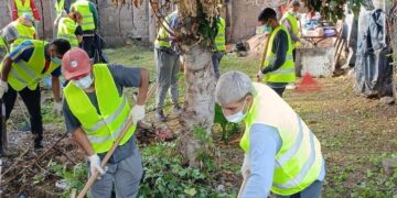 Continúan los trabajos de limpieza y descacharreo en la ciudad para prevenir el mosquito transmisor del dengue