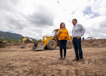 El gobernador Ricardo Quintela evalúa el progreso de las obras sobre el Río Tirante y el Dique La Aguadita tras las inundaciones