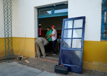 El gobierno provincial intensifica los trabajos en los edificios escolares de toda la provincia