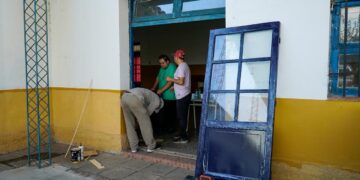 El gobierno provincial intensifica los trabajos en los edificios escolares de toda la provincia